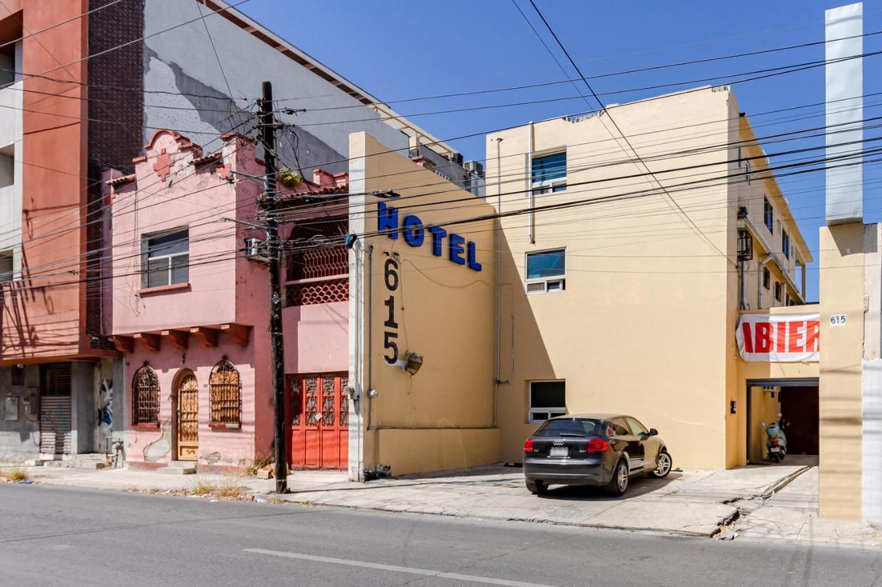 Hotel Ayenda Blue Cristal Monterrey Exterior foto